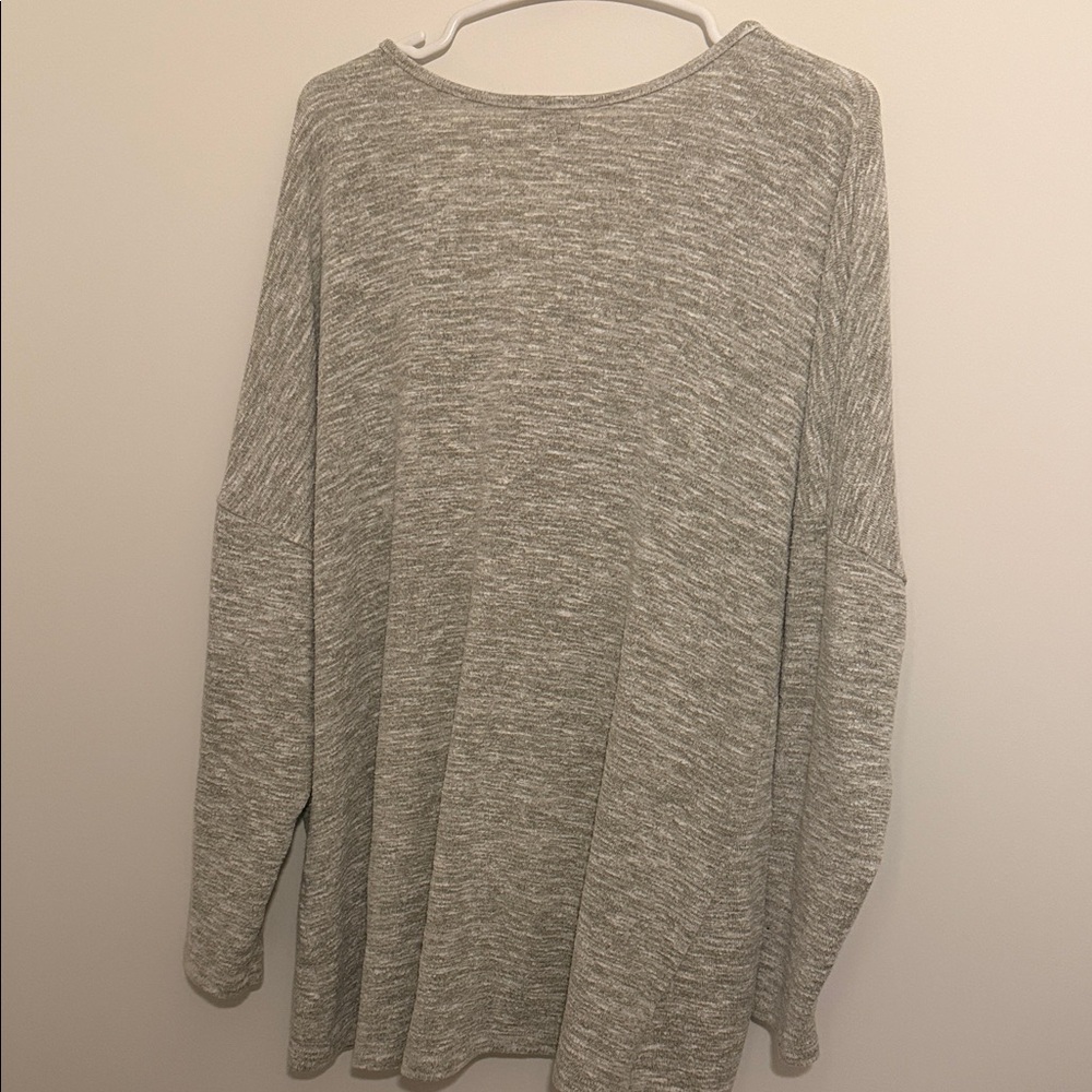 Umgee Gray V-Neck Women's Sweatshirt with Twist knot detail -XL - Picture 5 of 5